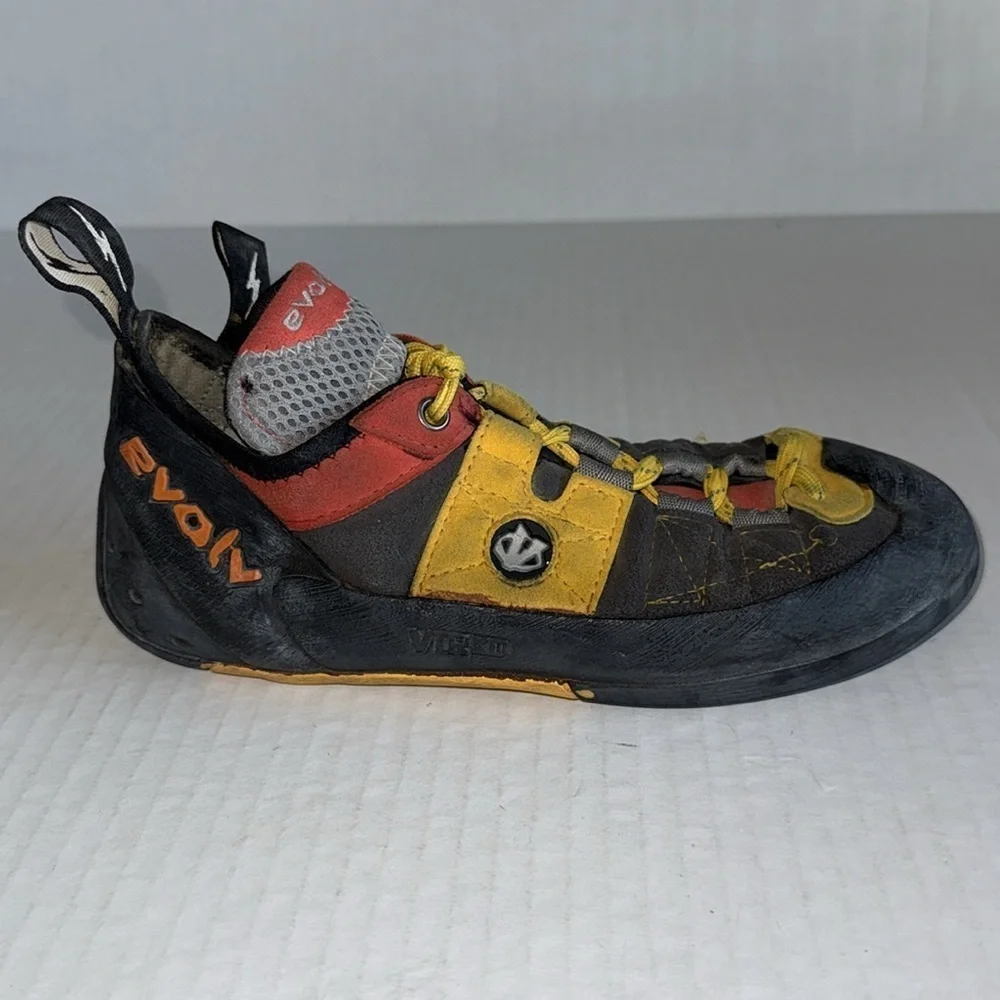 Evolv Demorto Rock Climbing/Bouldering Shoes